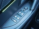 Peugeot 208 (2020) GT 50 kWh, SoH 90%, Automat - náhled 18
