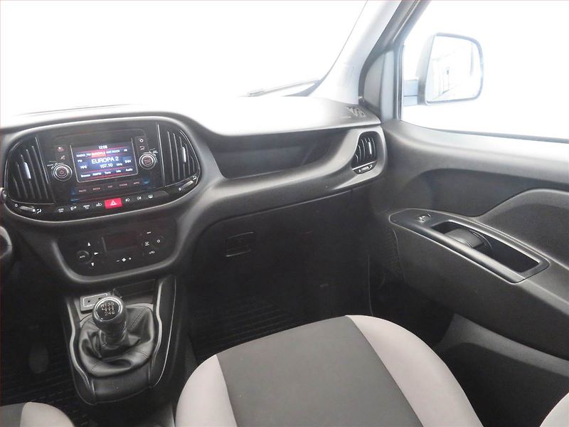Fiat Dobló (2018) 1.6 MultiJet, 5Míst, SR - fotka 8 z 15