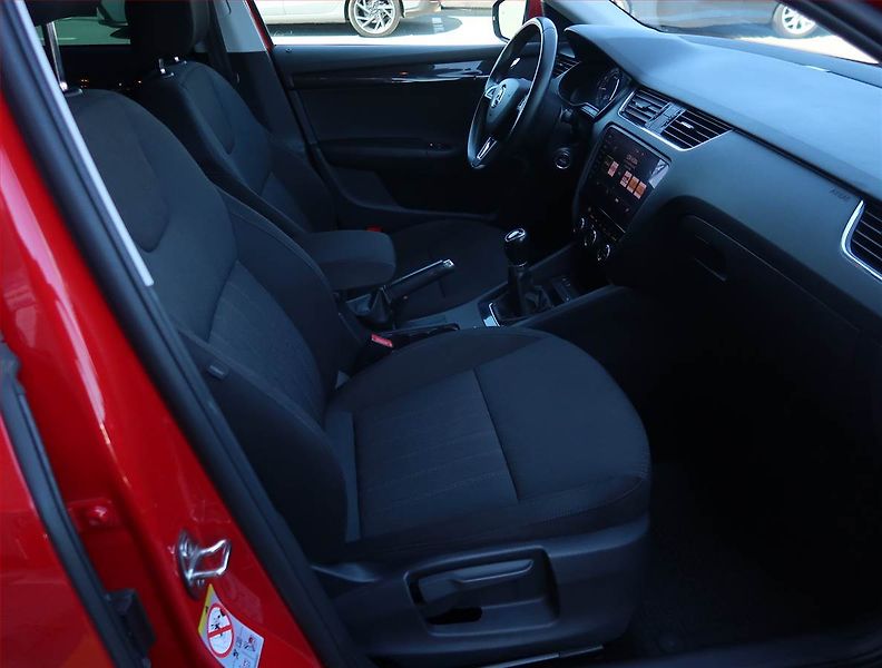 Škoda Octavia (2019) Style 1.5 TSI, Serv.kniha - fotka 9 z 19