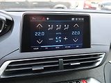 Peugeot 3008 (2019) Allure 1.5 BlueHDi, ČR,1.maj - náhled 16