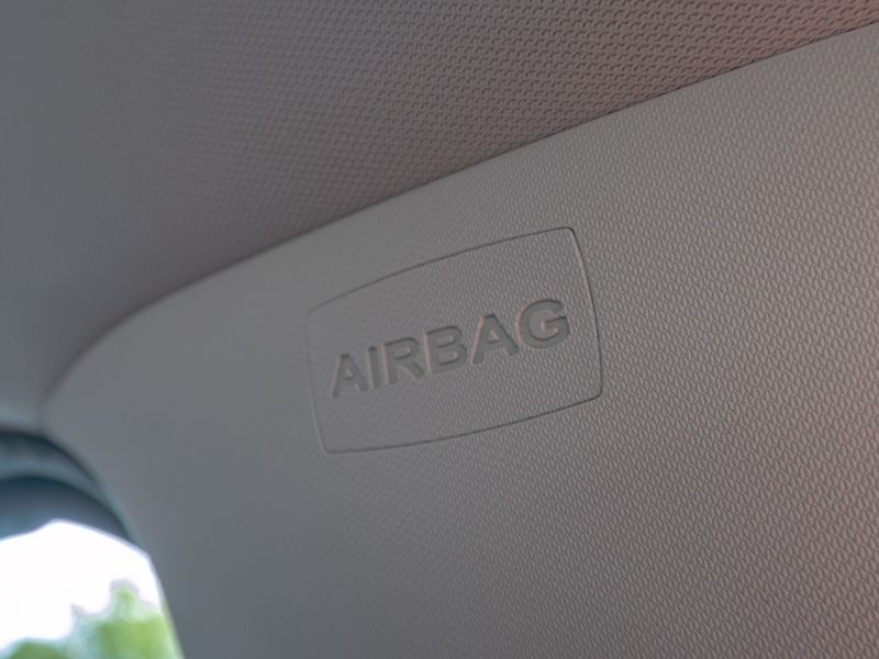 Ford Focus (2012) 1.6i 16V 110KW – VÝBAVA! - fotka 36 z 46