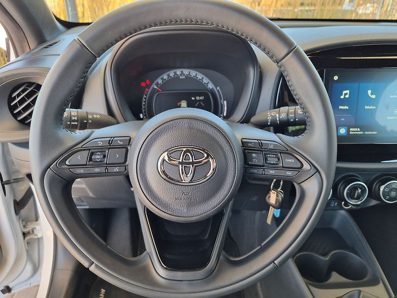 Toyota Aygo Comfort 1.0 53kW 5MT - fotka 8 z 17