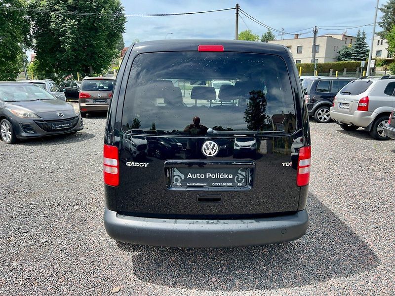 Volkswagen Caddy (2012) 1.6 TDI 75 kW DSG - fotka 6 z 19