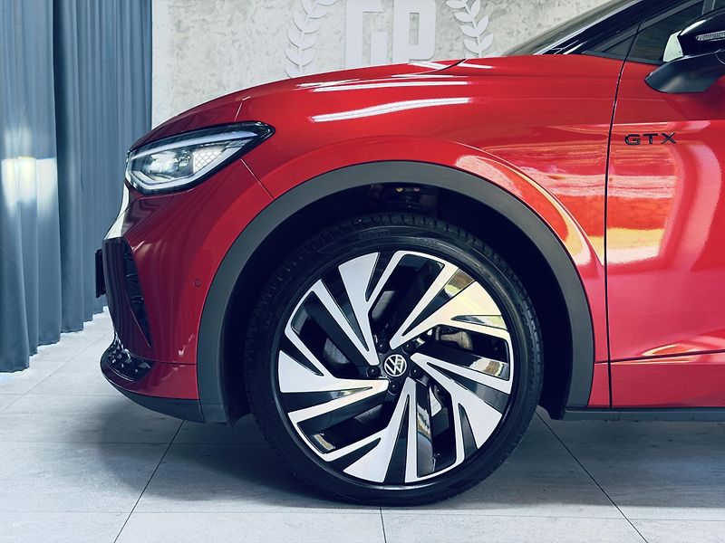 Volkswagen ID.4 (2025) GTX*4M*TAŽNÉ*360*ZÁRUKA*PANO* - fotka 12 z 40