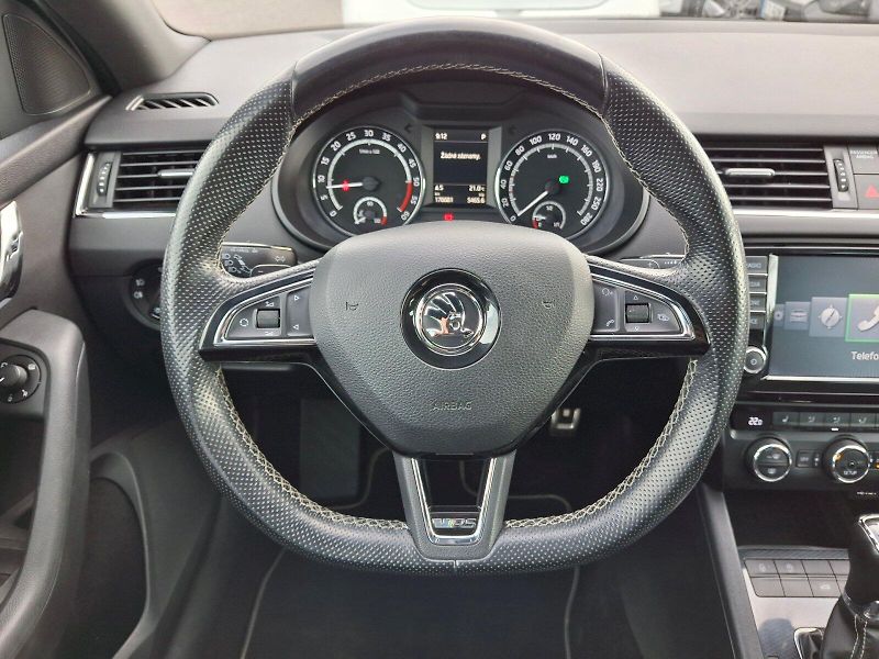 Škoda Octavia (2015) Combi RS DSG 2,0TDi 135kW - fotka 15 z 34
