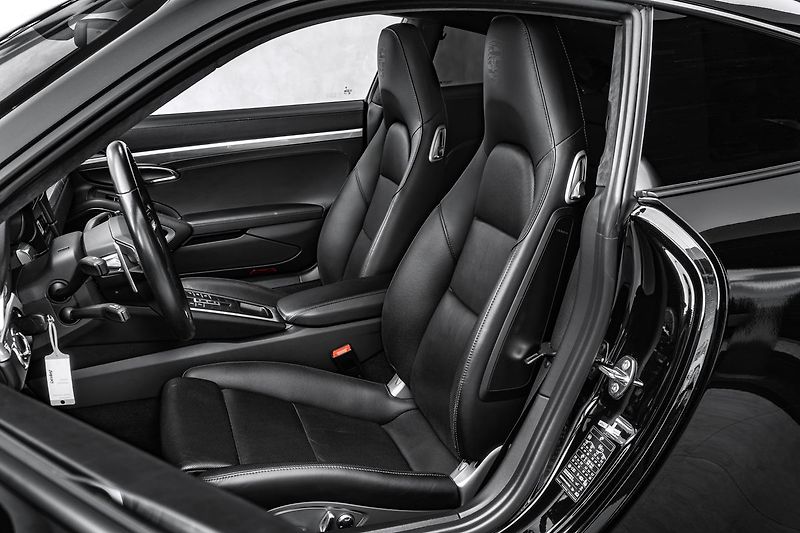 Porsche 911 Carrera 991 Sport Chrono BOSE - fotka 13 z 24