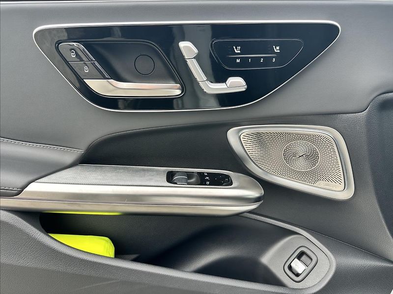 Mercedes-Benz CLE 53 4MATIC + kupé - fotka 11 z 12