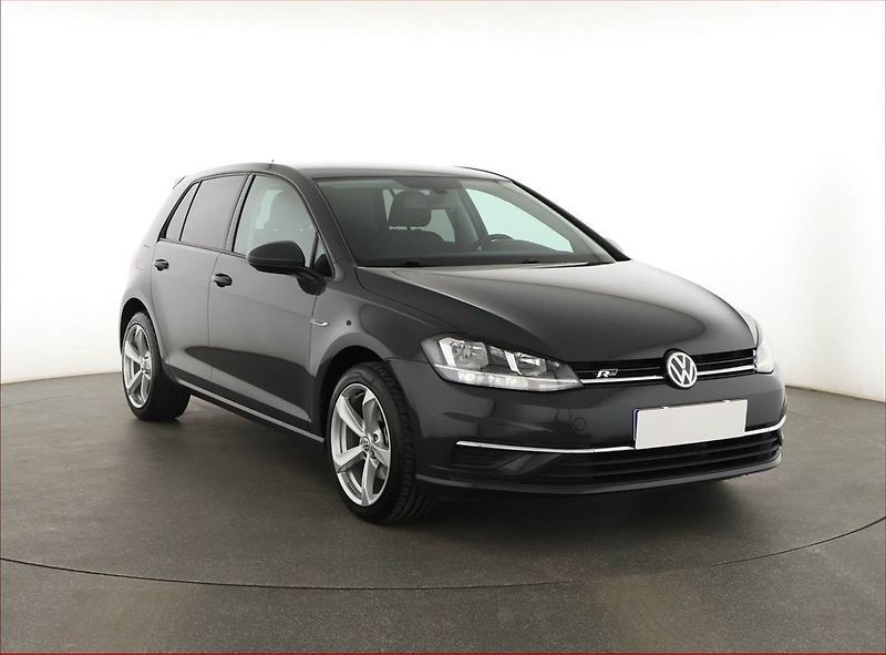 Volkswagen Golf (2018) 1.4 TSI, Serv.kniha, Tempomat - fotka 1 z 13