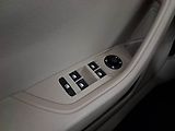 Škoda Superb (2016) 2.0 TDI, Automat, Kůže, Navi - náhled 23