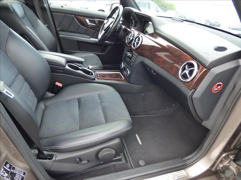 Mercedes-Benz GLK 2,1 220CDI,4Matic,AMG,7G,Bi-Xe - fotka 61 z 77