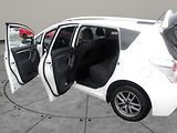 Toyota Verso 1,6 D4D 82kW Nové v ČR! 2xkola - náhled 25