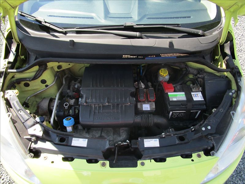 Ford Ka 1.2i Trend, Klima - fotka 31 z 34