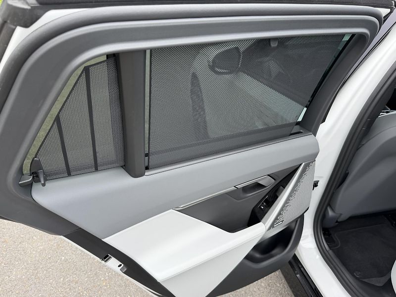 BMW Řada 5 540D xDRIVE M SPORT Individual - fotka 28 z 37