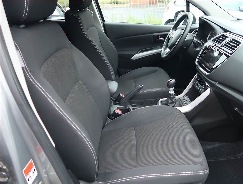 Suzuki SX4 S-Cross (2019) 1.4 BoosterJet, Serv.kniha - fotka 9 z 15