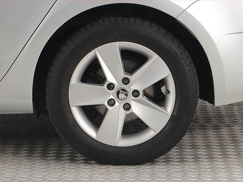 Škoda Octavia (2017) Ambition 2.0 TDI, 4X4 - fotka 15 z 18