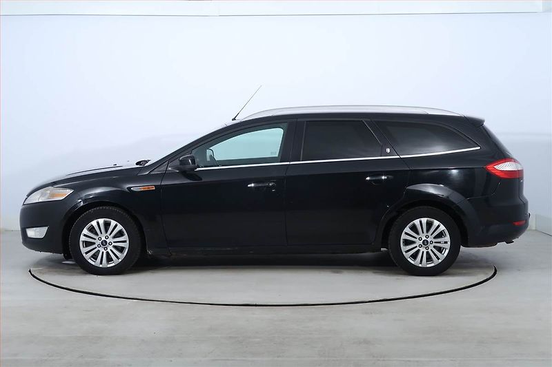 Ford Mondeo (2009) 2.0 TDCi, Navi, Tempomat - fotka 3 z 22