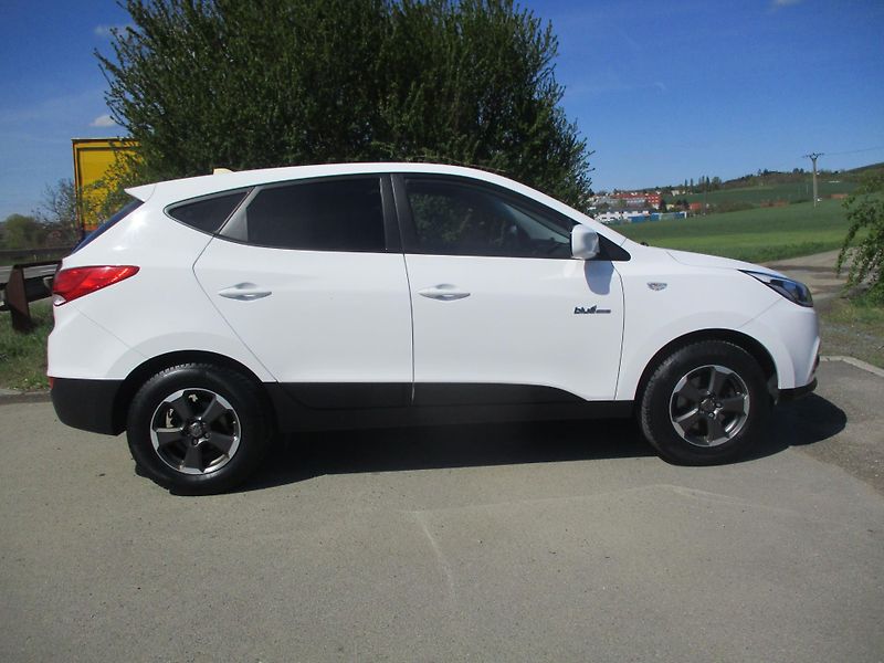 Hyundai ix35 1.6 GDi 99kW FINAL BLUE DRIVE - fotka 6 z 46