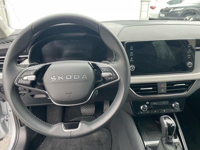 Škoda Kamiq 1.0 TSi DSG 7st. TOP SELECTION - fotka 16 z 26