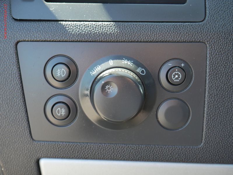 Opel Zafira (2012) 1.7CDTi, AC, temp, tažné - fotka 18 z 20