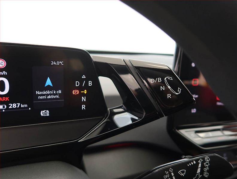 Volkswagen ID.3 (2022) Pro Perf. (62 kWh), SoH 90% - fotka 13 z 28