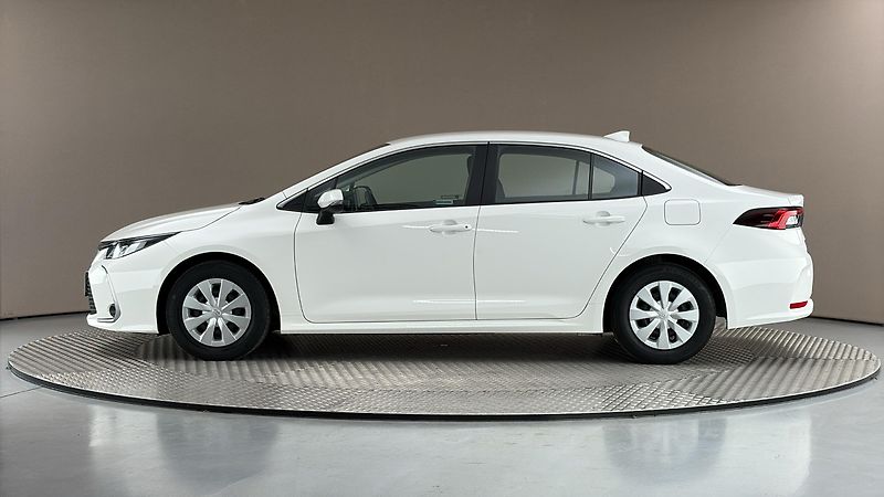 Toyota Corolla 1.8 Hybrid AUT Active Sedan - fotka 4 z 24