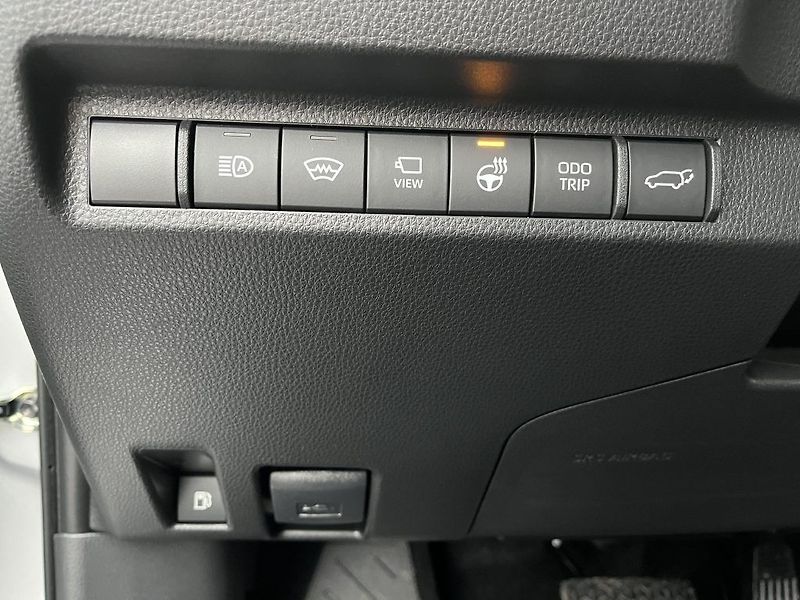 Toyota RAV4 2.5 TNGA PHEV Executive JBL - fotka 21 z 28