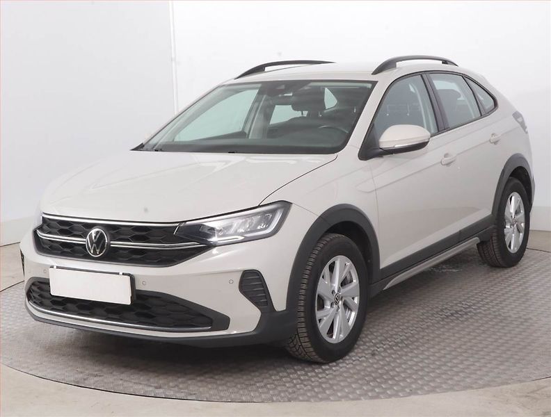 Volkswagen Taigo (2022) Life 1.0 TSI, Automat - fotka 2 z 17