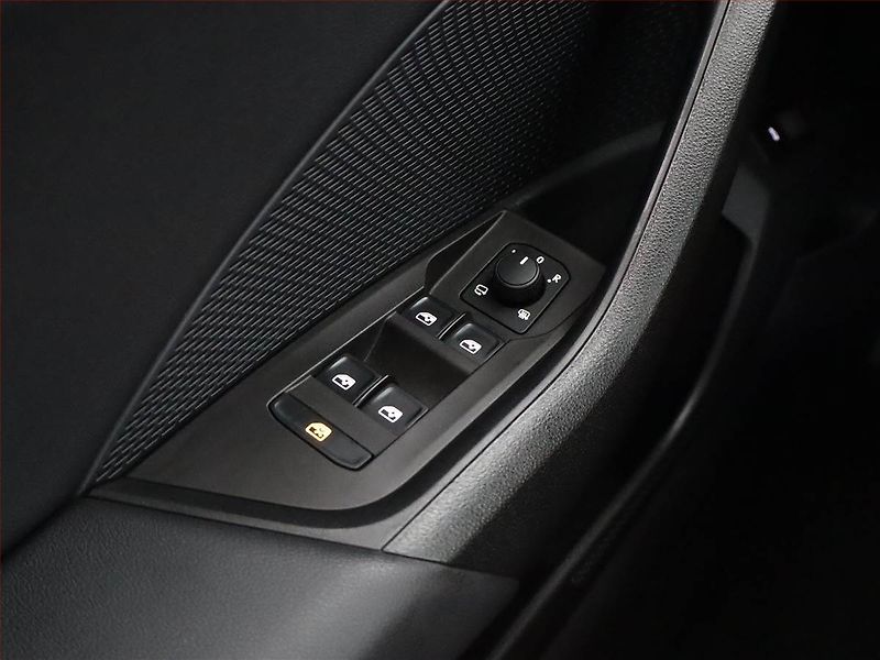 Škoda Octavia (2023) Style 2.0 TDI - fotka 19 z 23