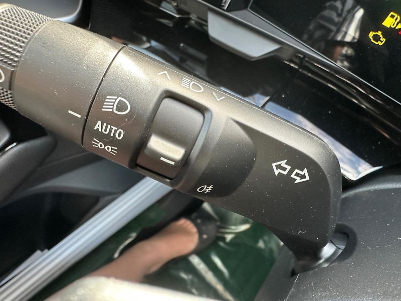 Renault Austral (2026) Techno full hybrid E-Tech 200 - fotka 13 z 37
