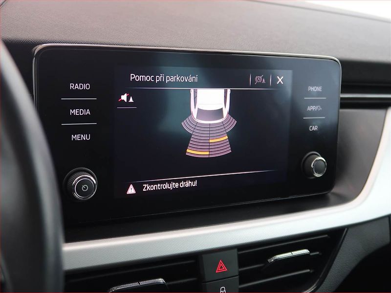 Volkswagen ID.3 (2020) 1st (62 kWh), SoH 89% - fotka 13 z 28
