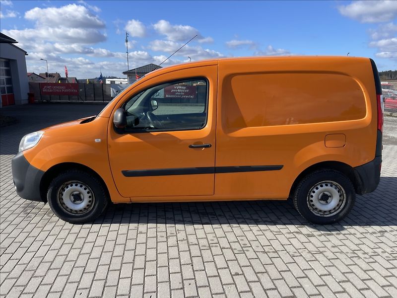 Renault Kangoo 1,5 DCi 55kw CZ DPH 1maj. 12x - fotka 2 z 32
