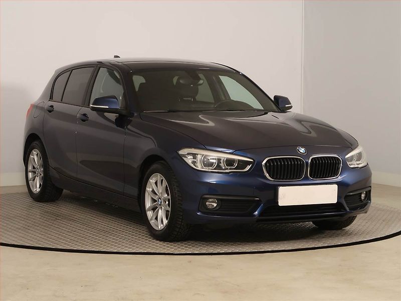 BMW Řada 1 (2017) 116i, Serv.kniha, Navi - fotografie inzerátu