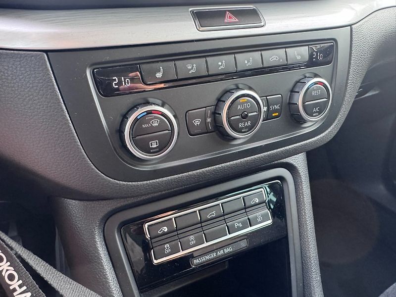 Volkswagen Sharan (2014) 2,0 TDI 130 KW ROZVODY 2. MAJ - fotka 25 z 45