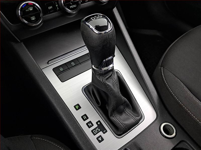 Škoda Octavia (2019) 1.5 TSI G-TEC, Automat - fotka 13 z 19