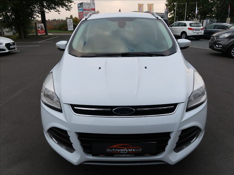 Ford Kuga 1,6 EcoBoost,110kW,NovéČR,tažn - fotka 7 z 23