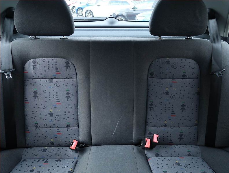 Škoda Fabia (2003) 1.2, nová STK, levný provoz - fotka 10 z 13