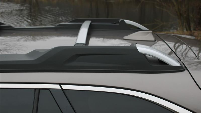 Subaru Outback 2.5i AWD / Touring / DPH / CZ - fotka 36 z 41