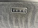 Jeep Grand Wagoneer (2022) + SERIES III + DPH + FULL + - náhled 17