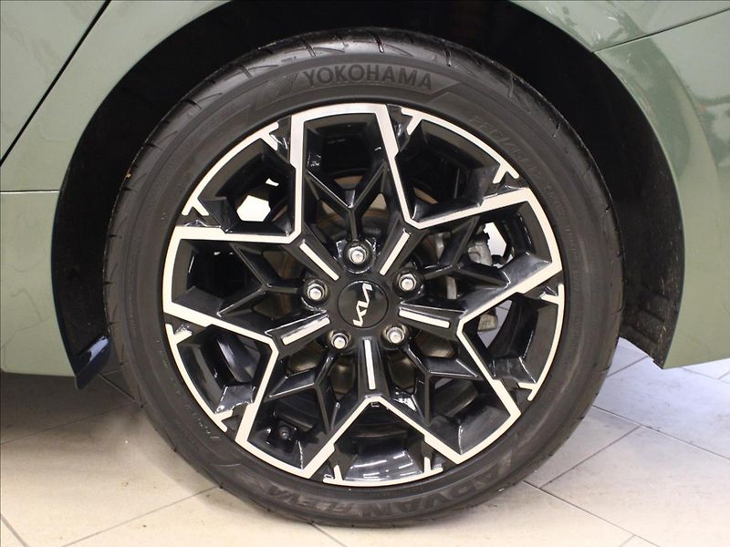 Kia ProCeed 1,5 T-GDI GT-Line zánovní! - fotka 30 z 31