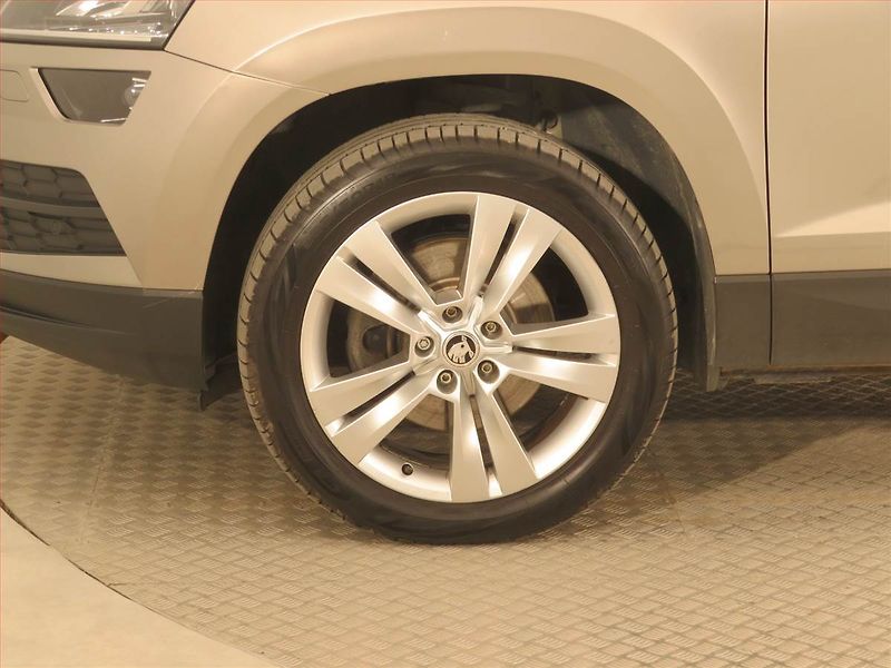 Škoda Karoq (2018) 2.0 TDI, 4X4, Automat - fotka 15 z 18