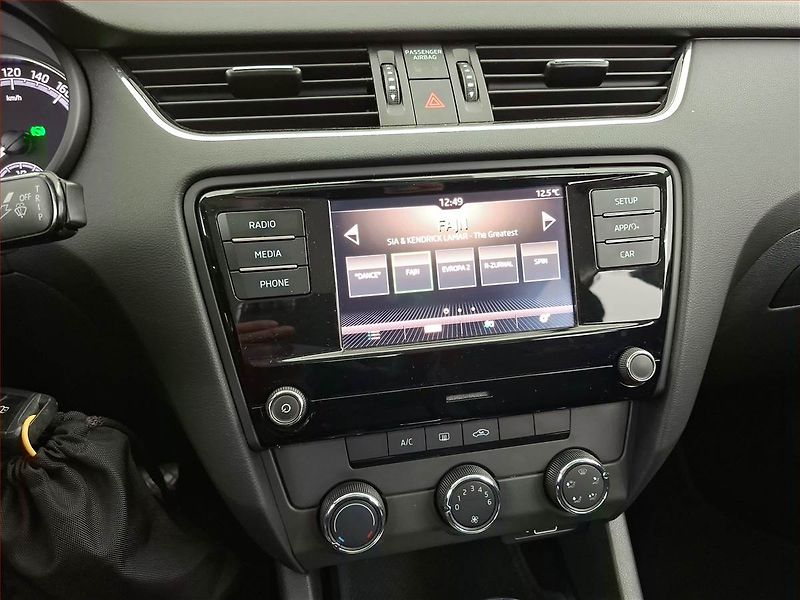 Škoda Octavia (2019) 1.0 TSI, Automat, Tempomat - fotka 12 z 17