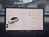 Tesla Model 3 STANDART RANGE 208kw SOH 93,6% - náhled 30