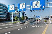 Značení příjezdu není na Ruzyni úplně nejjednodušší