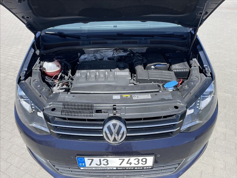 Volkswagen Sharan 2,0 TDi 135kw DSG 7míst Highli - fotka 31 z 46