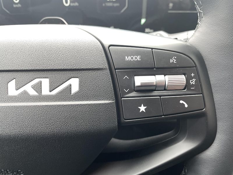 Kia K4 (2026) 1.0T-GDi MHEV 7DCT EXCLUSIVE - fotka 17 z 31