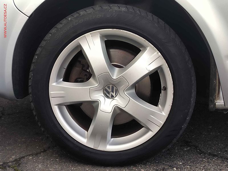 Volkswagen Multivan (2006) 2.5TDi 4x4 - fotka 19 z 20