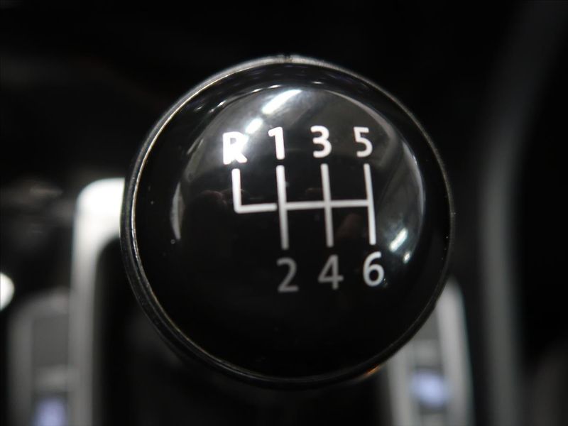 Volkswagen Golf 1,4 TSI 1.majitel - fotka 33 z 33
