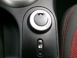 Nissan Qashqai (2007) 2,0i 4WD ALU AC TAŽNÉ BT TEMP - náhled 21