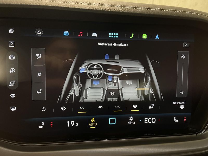 Volkswagen Touareg (2025) 3.0 TDI - Vzduch/Tažné/Matrix - fotka 22 z 30