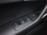 Audi A3 (2009) 2.0 TDI , Tempomat - náhled 17